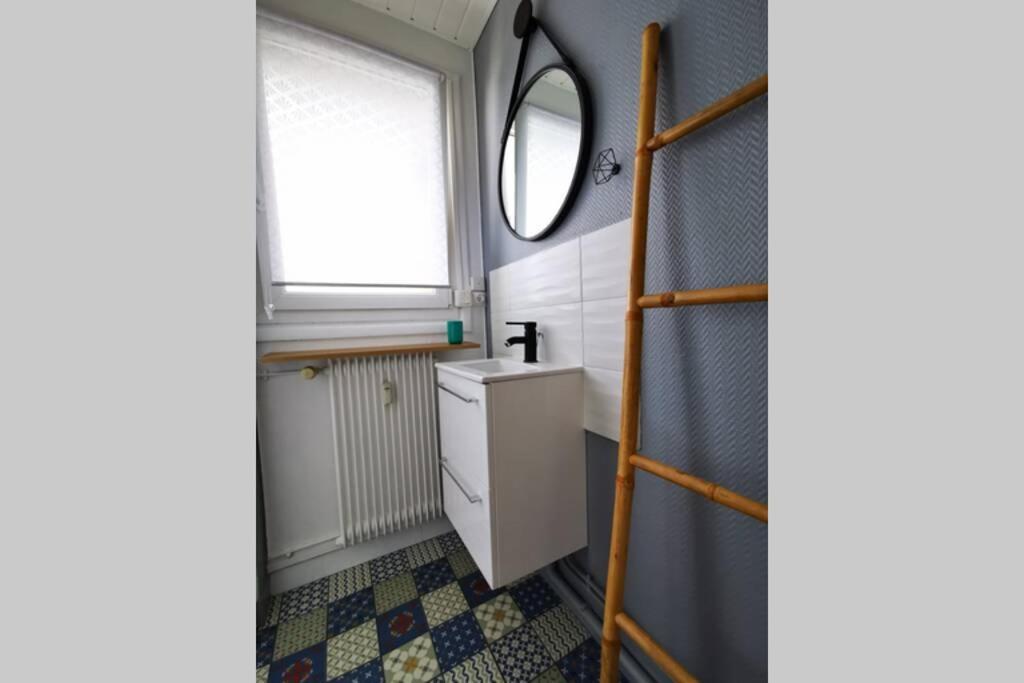 Ferienwohnung Le Smile Calais Exterior foto